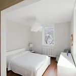 In Lina By Solutions Brunate