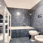 In Lina By Solutions Apartman Brunate