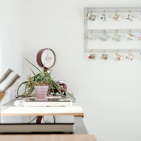 In Lina By Solutions * Brunate