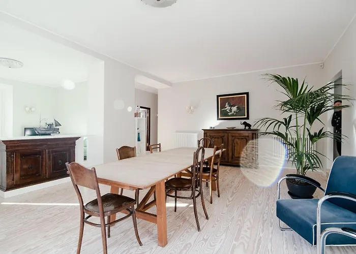 In Lina By Solutions
