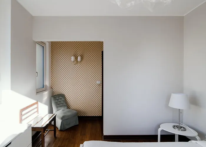 In Lina By Solutions Brunate