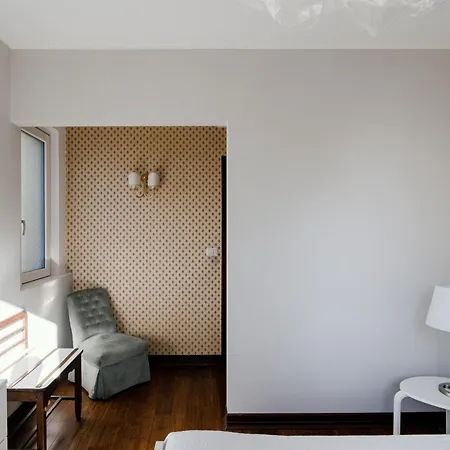 In Lina By Solutions Brunate