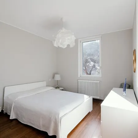 In Lina By Solutions * Brunate