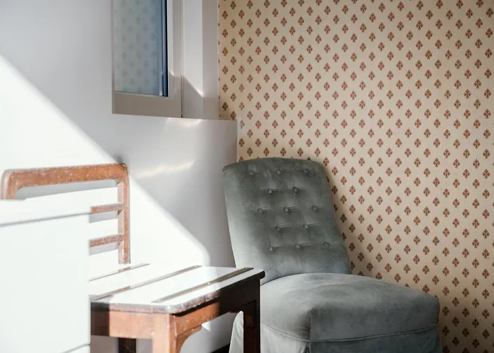 In Lina By Solutions *